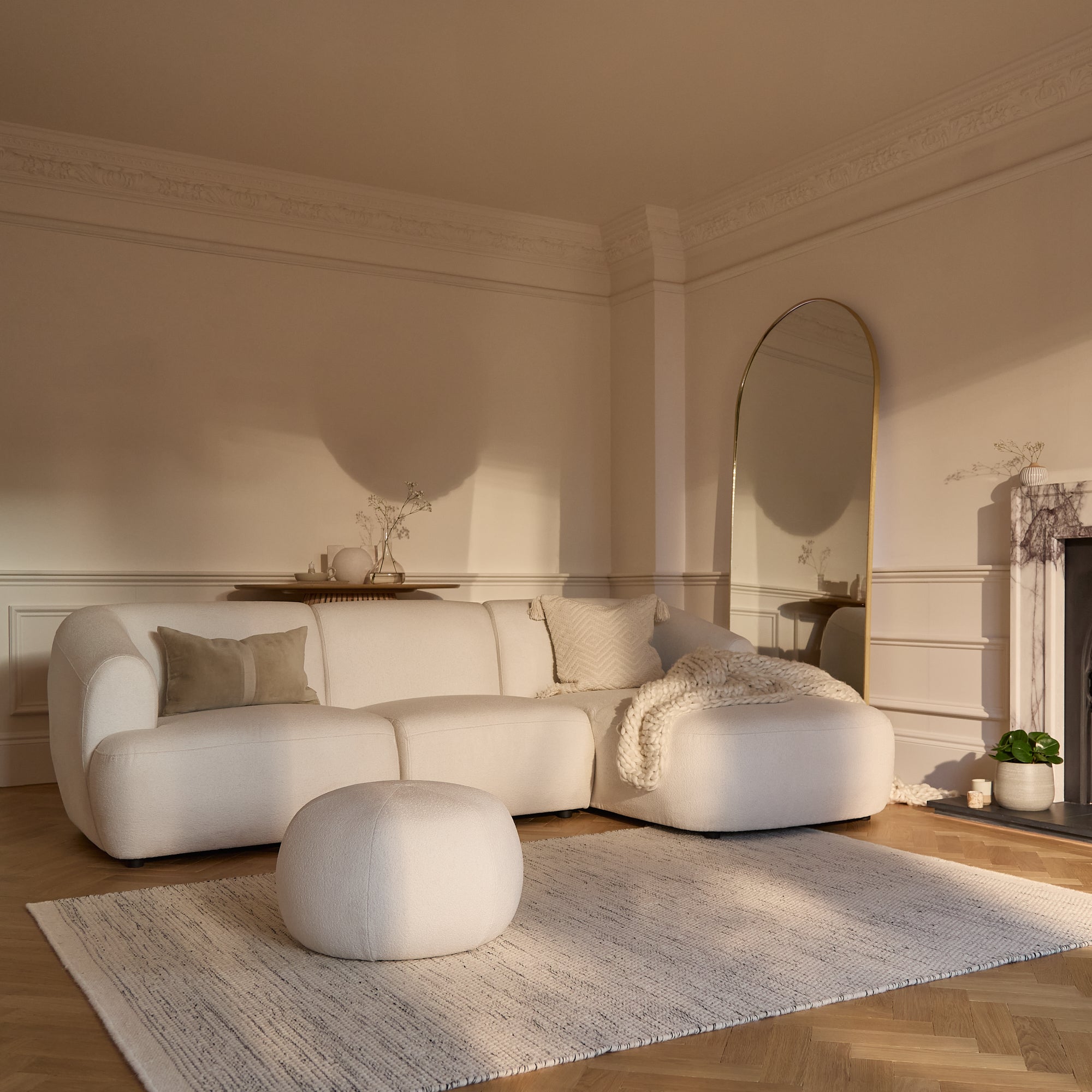 Nathalia Chaise Corner Sofa - Chalk White Boucle - Image 2