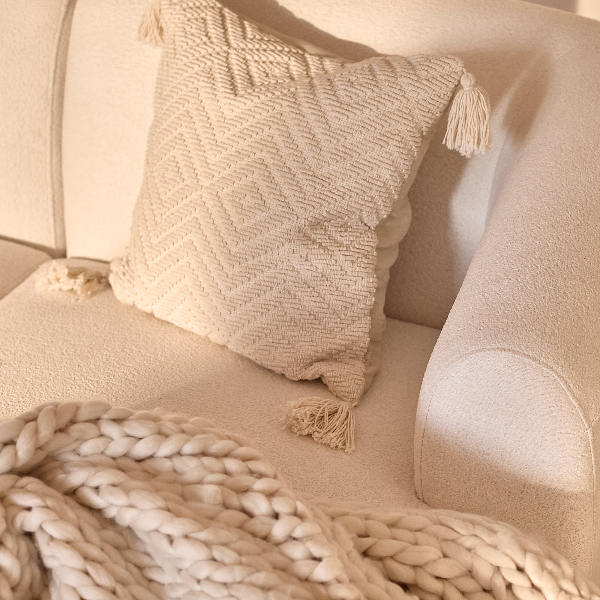 Nathalia Chaise Corner Sofa - Chalk White Boucle - Image 8