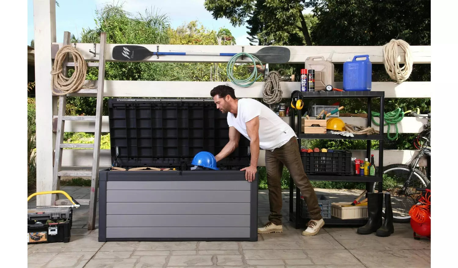 Keter Premier 570L Storage Box - Grey - Image 4